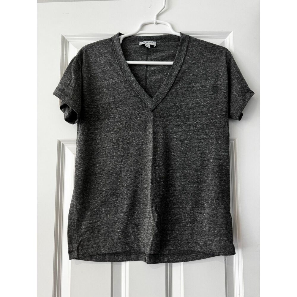 Women's EVEREVE Light Gray V-Neck T-Shirt Size Small